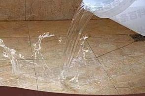 枣庄市漏水维修 免砸砖防水材料该如何施工